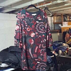 Loft med black and pink dress